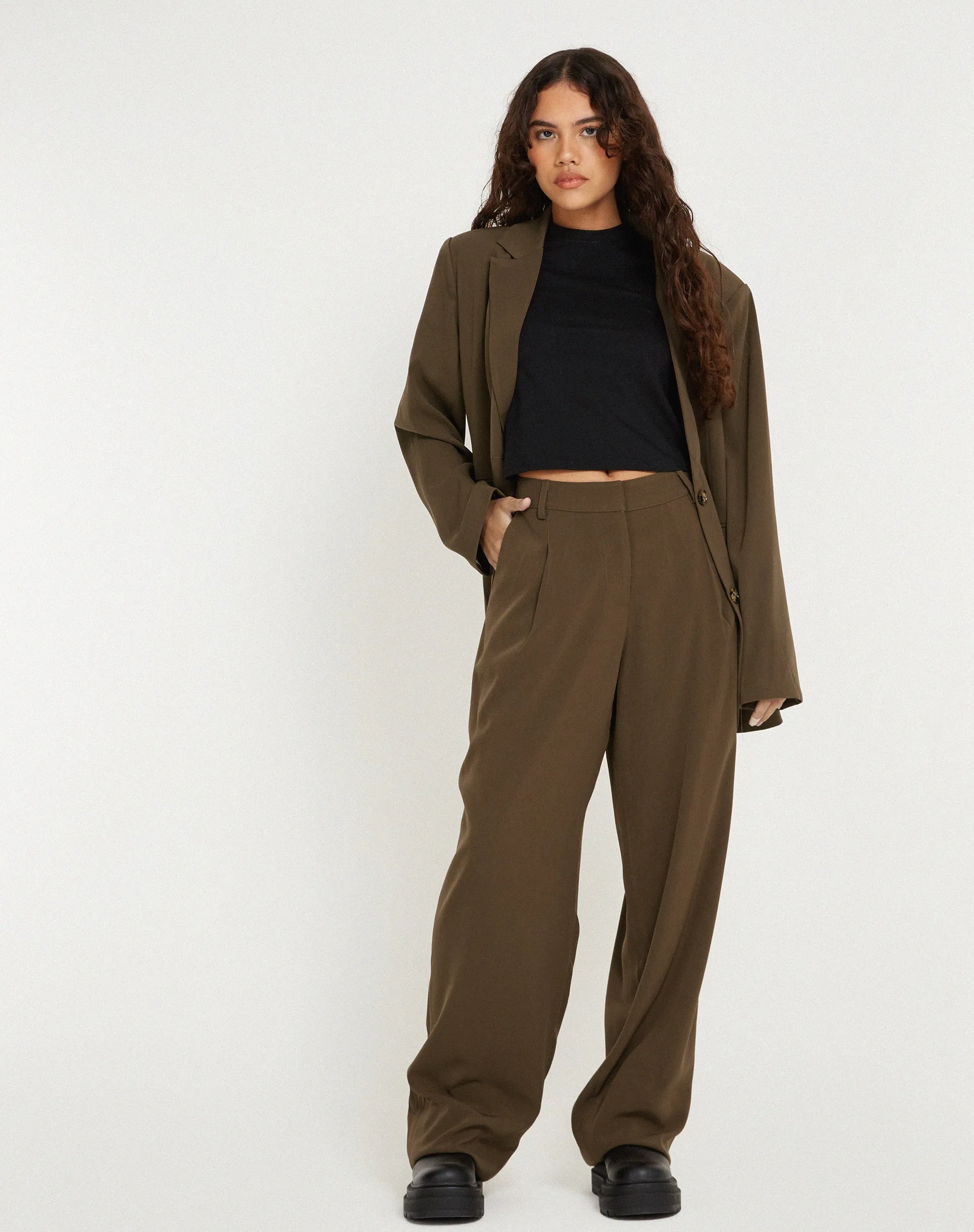 Sakaria Wide Leg Trouser in Tailoring Truffle