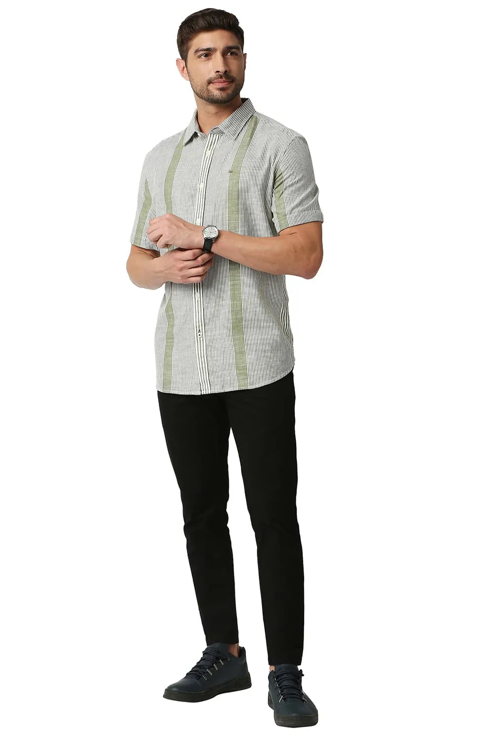 Slim Fit Slub Eng Vertical Stripe Halfsleeves Shirt